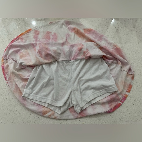 đThe Children's Place: Girls Skort -Size Mediumđ - Picture 2 of 4